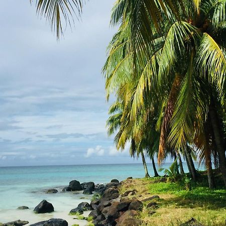 Pic-Nic Beach Corn Island Hotel Exterior photo